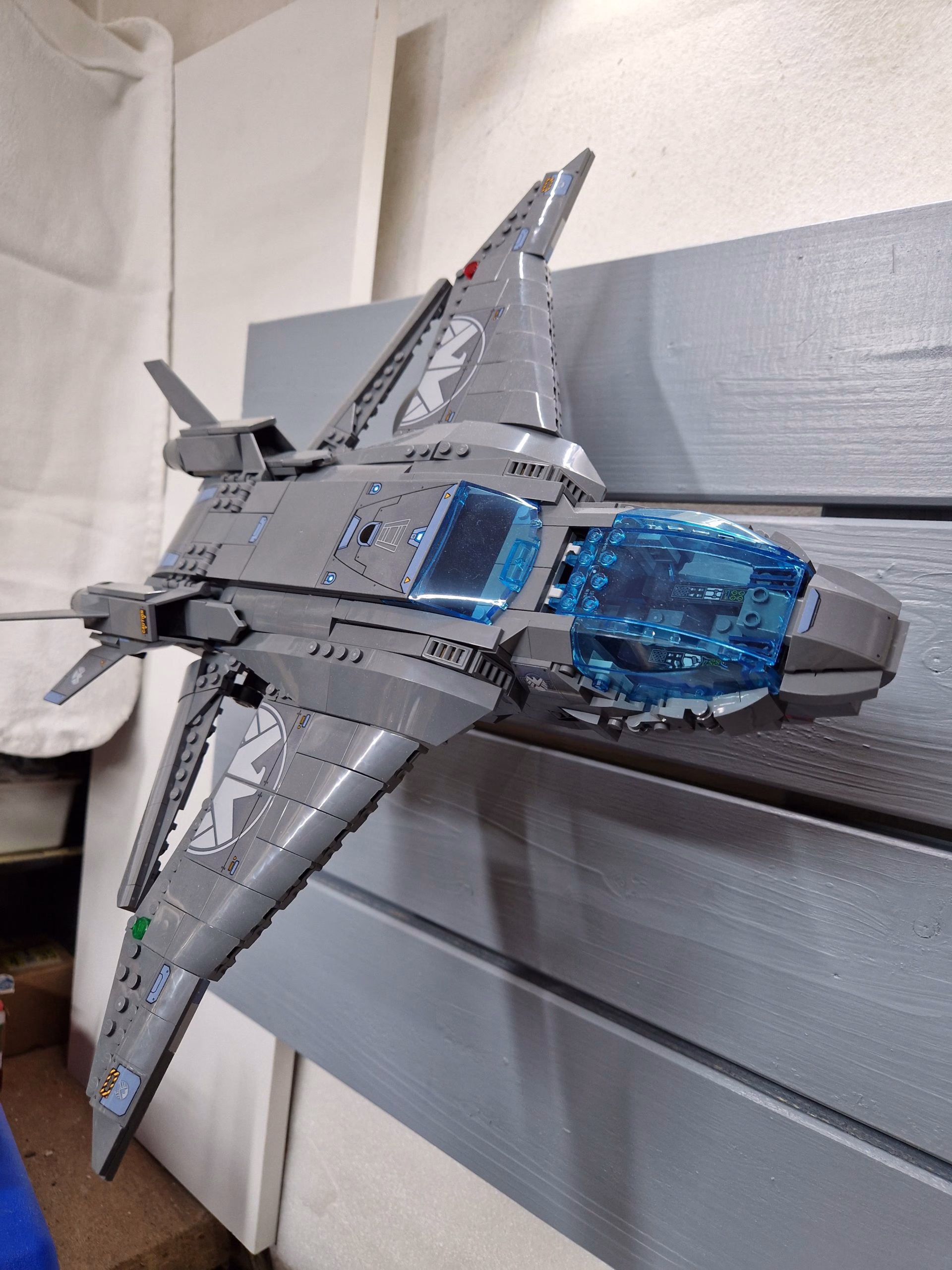 Wandhalter für: LEGO #76248 Marvel Der Quinjet der Avengers – Bild 2